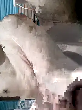 Snapshot of Mr_joh chatting on December 13, 2025, 10:49 pm Mr joh online show from December 13, 2025, 10:49 pm