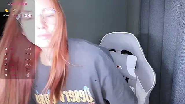 Snapshot of littlevildevil chatting on December 5, 2025, 10:58 am littlevildevil online show from December 5, 2025, 10:58 am