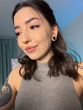 Snapshot of Oh_My_Dianee chatting on November 7, 2025, 7:35 am Oh My Dianee online show from November 7, 2025, 7:35 am