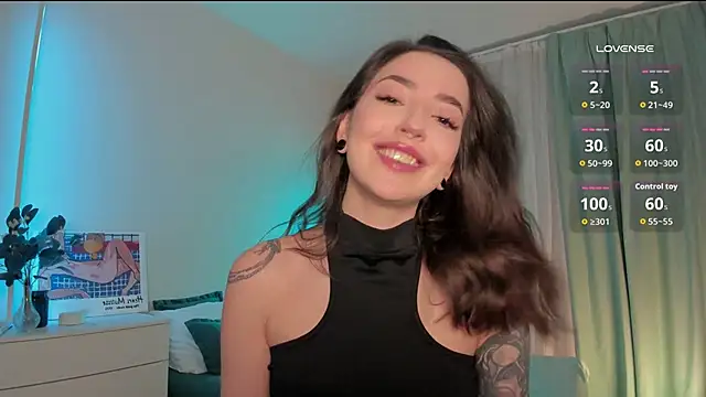 Snapshot of Oh_My_Dianee chatting on December 2, 2025, 7:43 am Oh My Dianee online show from December 2, 2025, 7:43 am