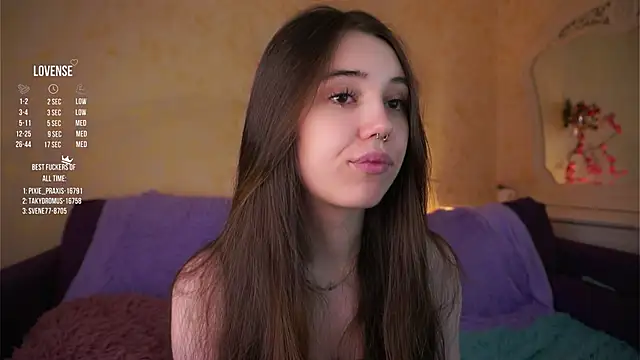 GillianDowdey online show from April 23, 2026, 3:24 am