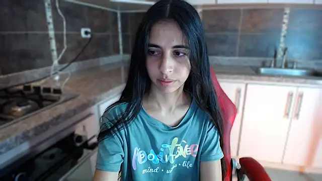 Snapshot of anna_alvarez chatting on November 13, 2025, 11:36 am anna alvarez online show from November 13, 2025, 11:36 am