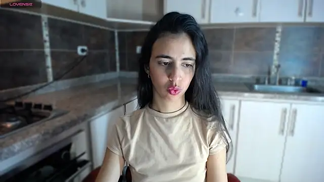 Snapshot of anna_alvarez chatting on December 4, 2025, 12:37 pm anna alvarez online show from December 4, 2025, 12:37 pm