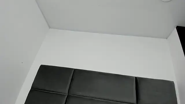 Lizz Luna online show from October 14, 2025, 2:17 pm