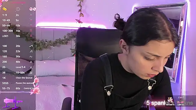 VickyBuunny online show from February 28, 2025, 2:20 pm