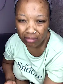 Snapshot of SZA_Doja chatting on October 15, 2025, 11:02 pm SZA Doja online show from October 15, 2025, 11:02 pm