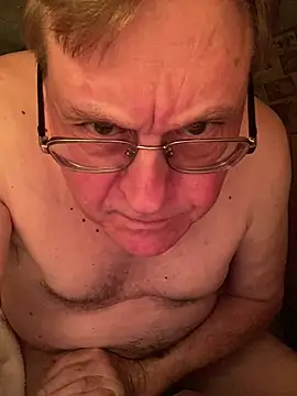 Snapshot of Tonybaloney1972 chatting on May 7, 2026, 3:11 am Tonybaloney1972 online show from May 7, 2026, 3:11 am
