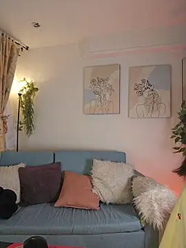 aisha bx online show from March 6, 2026, 1:28 pm