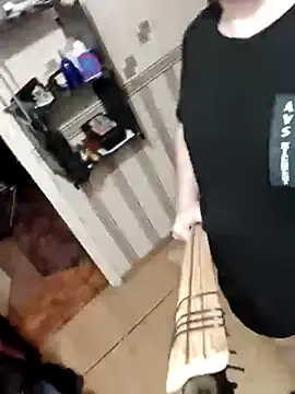 thongmann69 online show from September 28, 2025, 5:31 pm