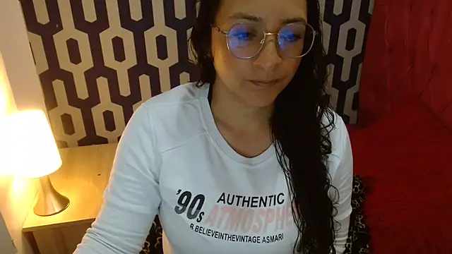 sarax ximena online show from September 18, 2025, 5:32 am