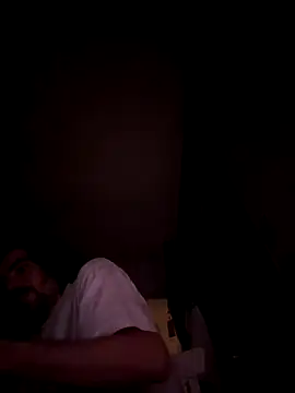 wolfwhite95 online show from September 12, 2025, 2:44 am