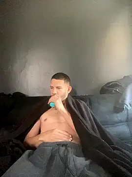 Snapshot of Chico_Bellaco chatting on November 29, 2025, 2:39 pm Chico Bellaco online show from November 29, 2025, 2:39 pm