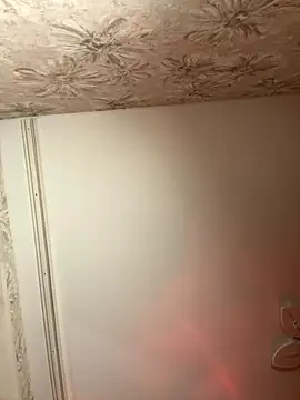 Snapshot of saint_cat25 chatting on November 20, 2025, 5:35 pm saint cat25 online show from November 20, 2025, 5:35 pm