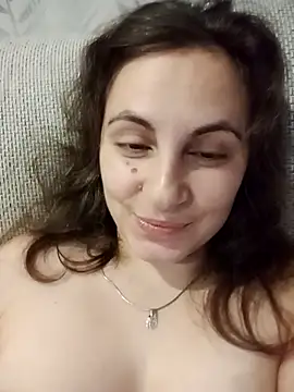 Snapshot of ShelaDiass chatting on December 16, 2025, 2:27 am ShelaDiass online show from December 16, 2025, 2:27 am