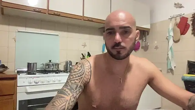 Snapshot of alessandromori91 chatting on September 17, 2025, 6:21 pm alessandromori91 online show from September 17, 2025, 6:21 pm