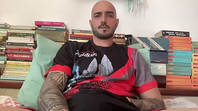 alessandromori91 online show from April 20, 2026, 3:35 pm