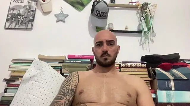 Snapshot of alessandromori91 chatting on May 27, 2026, 8:27 pm alessandromori91 online show from May 27, 2026, 8:27 pm
