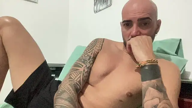 Snapshot of alessandromori91 chatting on September 8, 2025, 8:08 pm alessandromori91 online show from September 8, 2025, 8:08 pm