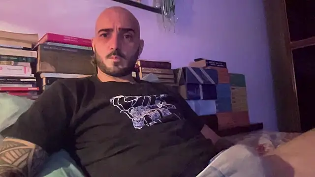 Snapshot of alessandromori91 chatting on May 5, 2026, 9:07 pm alessandromori91 online show from May 5, 2026, 9:07 pm