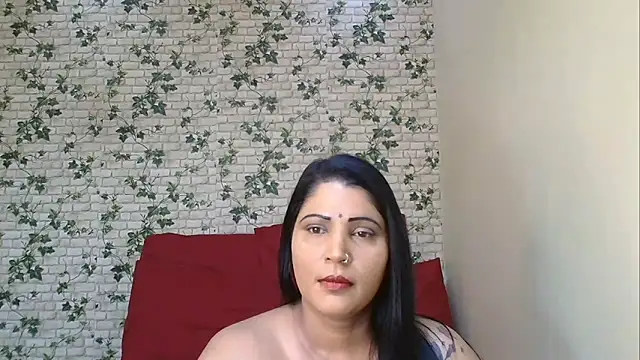 Snapshot of XIndianintimacy chatting on November 3, 2025, 7:17 pm XIndianintimacy online show from November 3, 2025, 7:17 pm