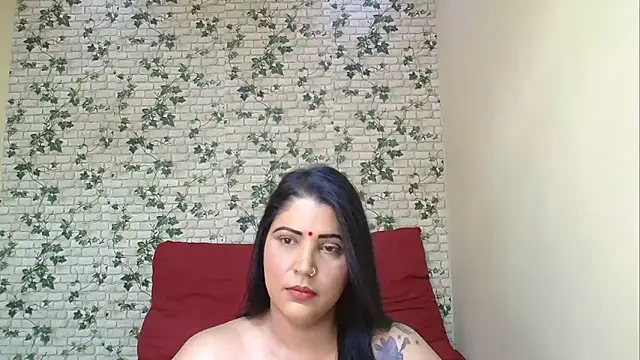 Snapshot of XIndianintimacy chatting on November 12, 2025, 6:56 pm XIndianintimacy online show from November 12, 2025, 6:56 pm