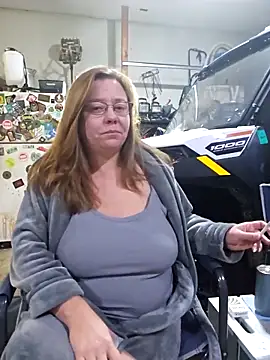 MsShelby40 online show from December 5, 2024, 10:06 pm