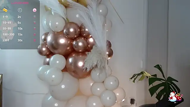 Snapshot of pauliCarter chatting on December 15, 2025, 4:07 am pauliCarter online show from December 15, 2025, 4:07 am