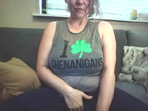 Snapshot of Big-Tits-McGee chatting on March 14, 2025, 5:57 pm Big-Tits-McGee online show from March 14, 2025, 5:57 pm