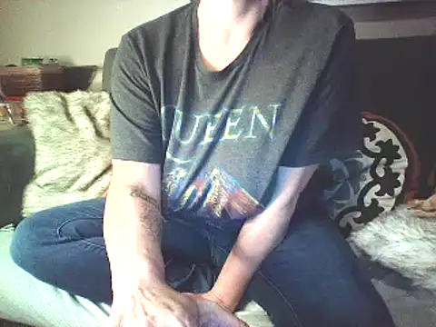 Snapshot of Big-Tits-McGee chatting on March 3, 2025, 11:35 pm Big-Tits-McGee online show from March 3, 2025, 11:35 pm