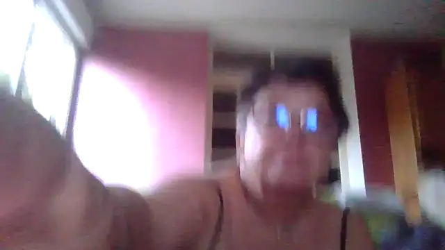Snapshot of Vandeae44 chatting on July 26, 2026, 7:54 pm Vandeae44 online show from July 26, 2026, 7:54 pm