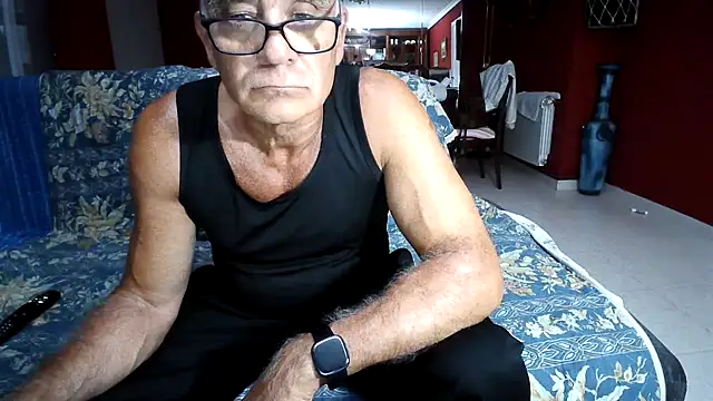 Snapshot of maduroguapo chatting on October 26, 2025, 9:37 pm maduroguapo online show from October 26, 2025, 9:37 pm