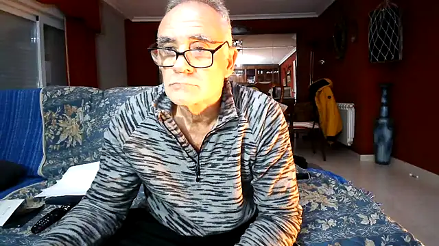 Snapshot of maduroguapo chatting on November 29, 2025, 9:59 pm maduroguapo online show from November 29, 2025, 9:59 pm