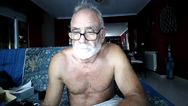 maduroguapo online show from July 4, 2026, 9:30 pm