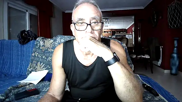 Snapshot of maduroguapo chatting on March 16, 2026, 10:23 pm maduroguapo online show from March 16, 2026, 10:23 pm