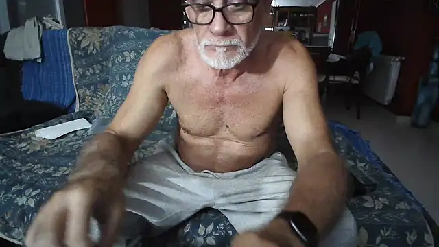 maduroguapo online show from August 5, 2026, 8:47 pm