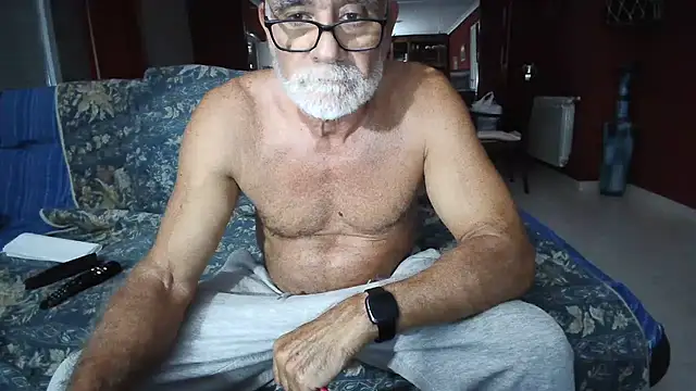 maduroguapo online show from July 3, 2026, 9:32 pm