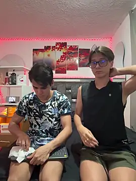 Snapshot of Alex_and_Fabian chatting on May 24, 2026, 2:00 am Alex and Fabian online show from May 24, 2026, 2:00 am
