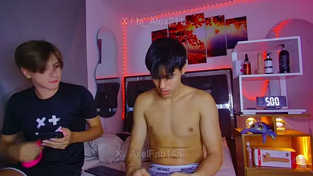 Snapshot of Alex_and_Fabian chatting on May 30, 2026, 4:52 am Alex and Fabian online show from May 30, 2026, 4:52 am
