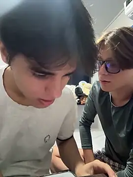 Snapshot of Alex_and_Fabian chatting on June 21, 2026, 11:21 pm Alex and Fabian online show from June 21, 2026, 11:21 pm