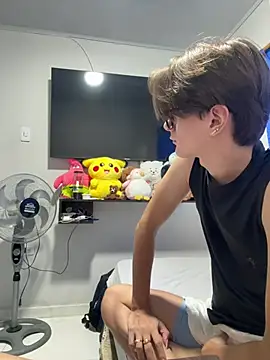 Snapshot of Alex_and_Fabian chatting on June 22, 2026, 9:56 pm Alex and Fabian online show from June 22, 2026, 9:56 pm