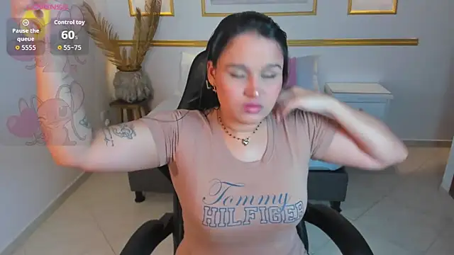 Snapshot of lia_sexx19 chatting on November 23, 2025, 2:32 am lia sexx19 online show from November 23, 2025, 2:32 am