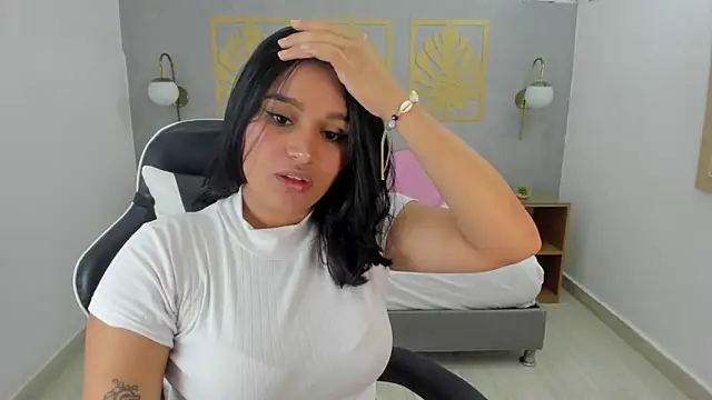 lia sexx19 online show from February 13, 2025, 2:01 am