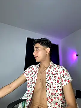 Snapshot of Benjamin_Buster chatting on December 5, 2025, 4:22 am Benjamin Buster online show from December 5, 2025, 4:22 am