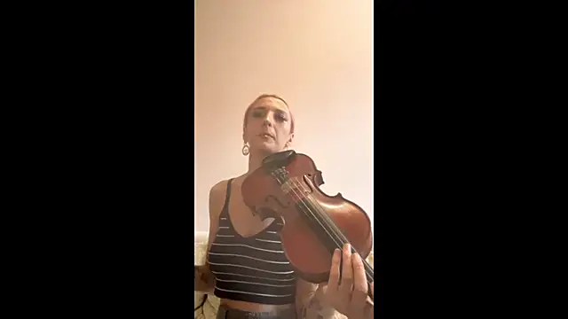 Snapshot of IngridMayer chatting on July 21, 2026, 12:17 pm IngridMayer online show from July 21, 2026, 12:17 pm