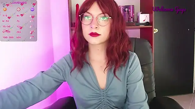 Snapshot of Celeste_Ford_18 chatting on November 22, 2025, 11:36 pm Celeste Ford 18 online show from November 22, 2025, 11:36 pm