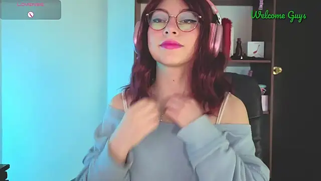 Snapshot of Celeste_Ford_18 chatting on March 5, 2026, 11:43 pm Celeste Ford 18 online show from March 5, 2026, 11:43 pm