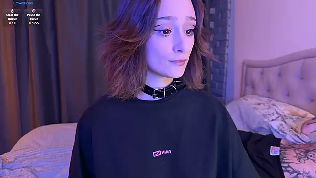 Snapshot of arlen_here chatting on October 21, 2025, 8:19 pm arlen here online show from October 21, 2025, 8:19 pm