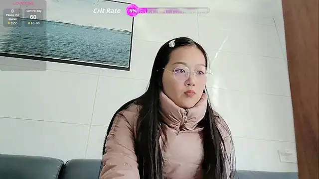 luoxuwen online show from October 23, 2025, 12:42 am