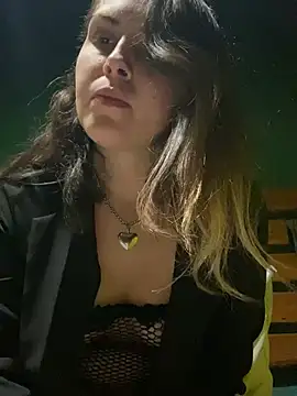 Snapshot of isadelasestrellas chatting on March 15, 2025, 3:40 am isadelasestrellas online show from March 15, 2025, 3:40 am