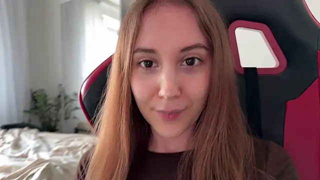 Snapshot of oypo chatting on October 12, 2025, 1:45 pm oypo online show from October 12, 2025, 1:45 pm